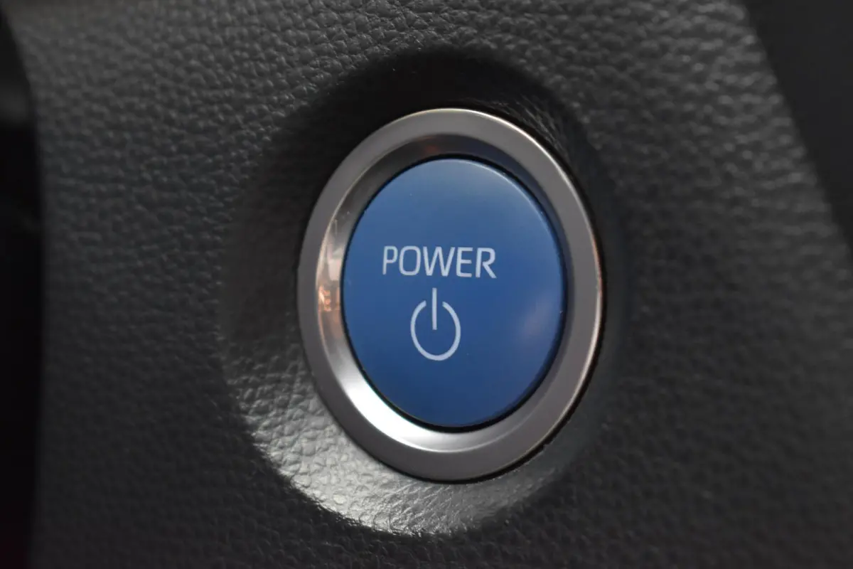 1.8 Hybrid Dynamic | Carplay | Lane Assist | Cruise Control |