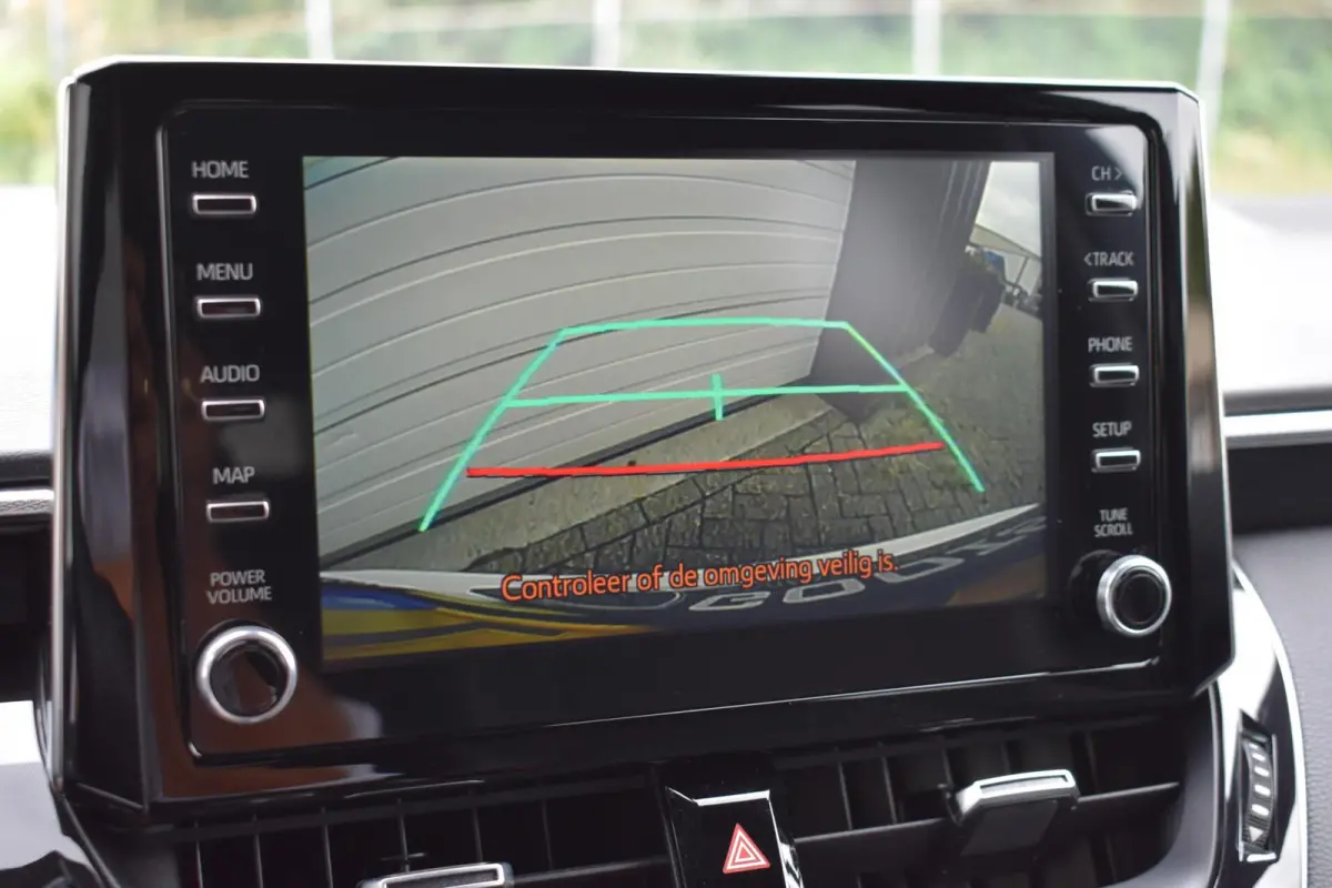 1.8 Hybrid Dynamic | Carplay | Lane Assist | Cruise Control |