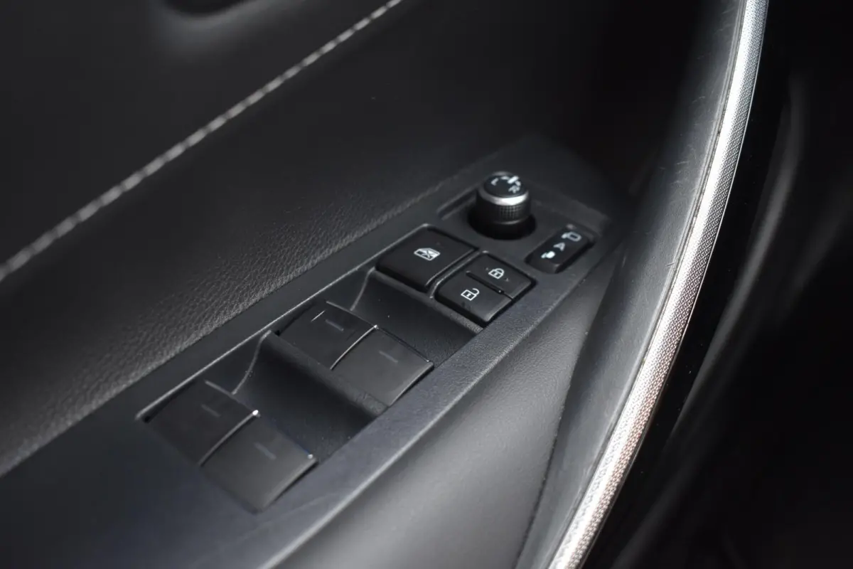 1.8 Hybrid Dynamic | Carplay | Lane Assist | Cruise Control |