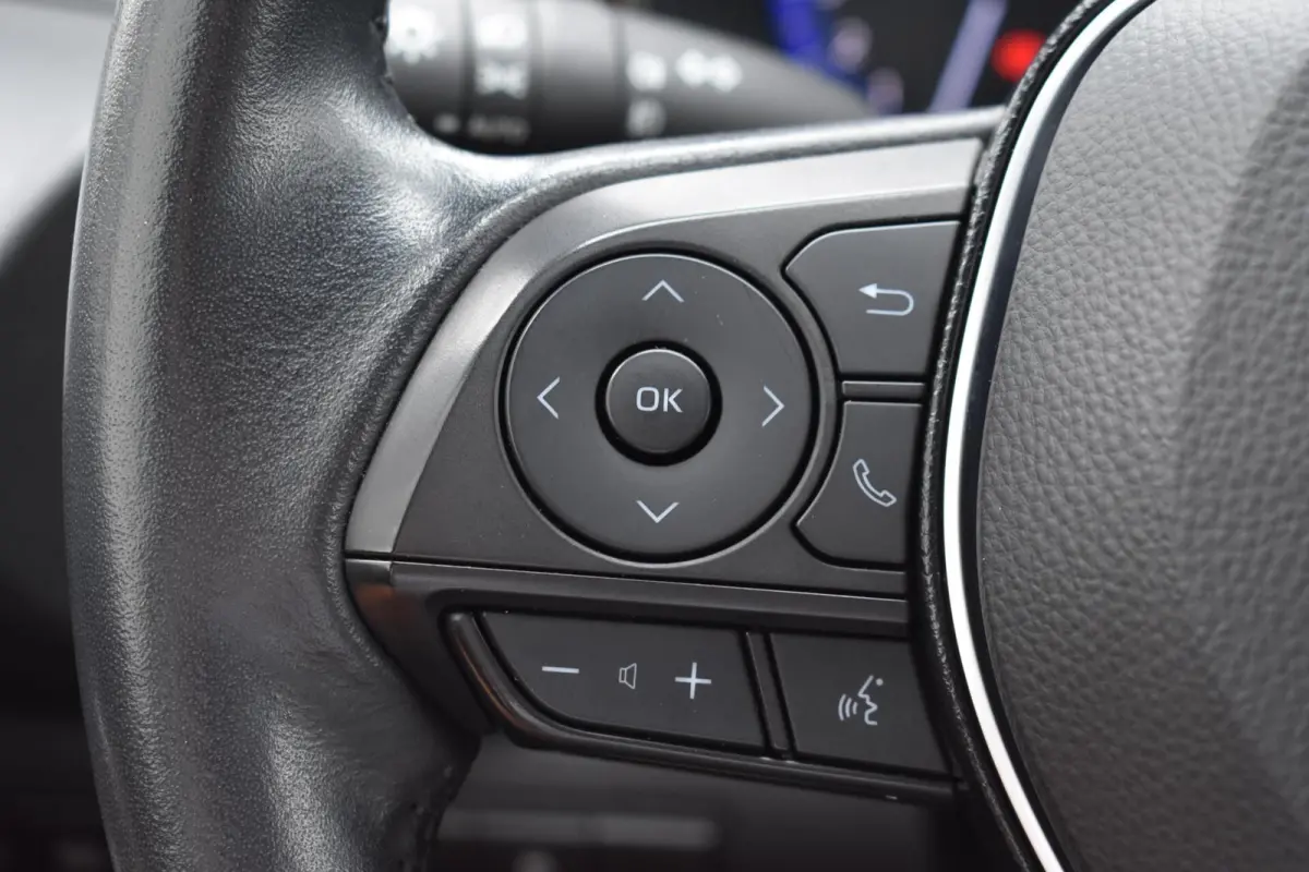 1.8 Hybrid Dynamic | Carplay | Lane Assist | Cruise Control |