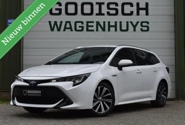 1.8 Hybrid Dynamic | Carplay | Lane Assist | Cruise Control |