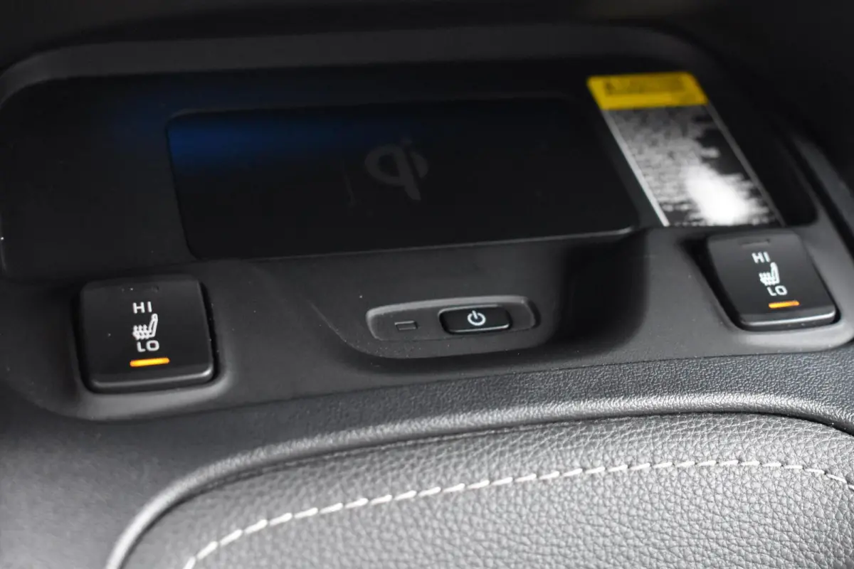 1.8 Hybrid Dynamic | Carplay | Lane Assist | Cruise Control |