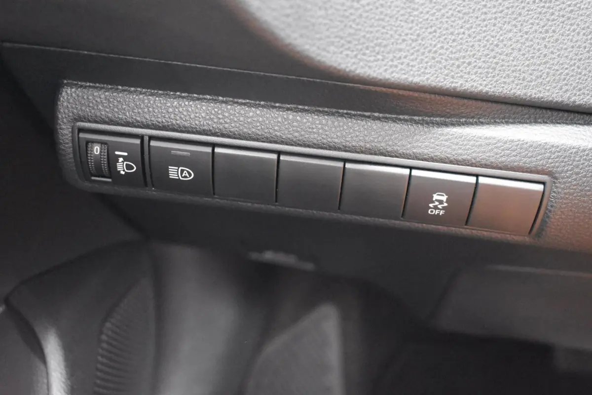 1.8 Hybrid Dynamic | Carplay | Lane Assist | Cruise Control |