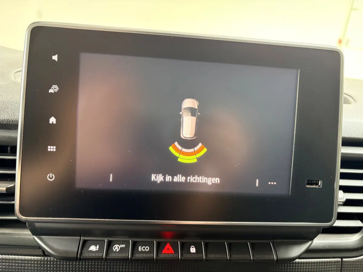 2.0 dCi 110pk euro6 T30 L2H1 Comfort 3Persoons, Airco, CruiseControl, Trekhaak, RIJKLAARPRIJS! NEDERLANDSE BUS!