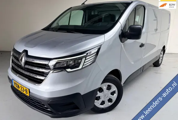 2.0 dCi 110pk euro6 T30 L2H1 Comfort 3Persoons, Airco, CruiseControl, Trekhaak, RIJKLAARPRIJS! NEDERLANDSE BUS!