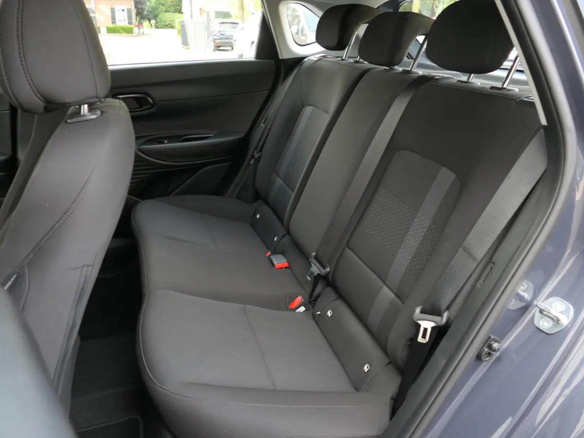 1.0 T-GDI Premium | Apple-/Android Carplay | Achteruitrijcamera | Digitaal dashboard | Stuur-/Stoelverwarming | Climate Control | Lichtmetalen velgen |