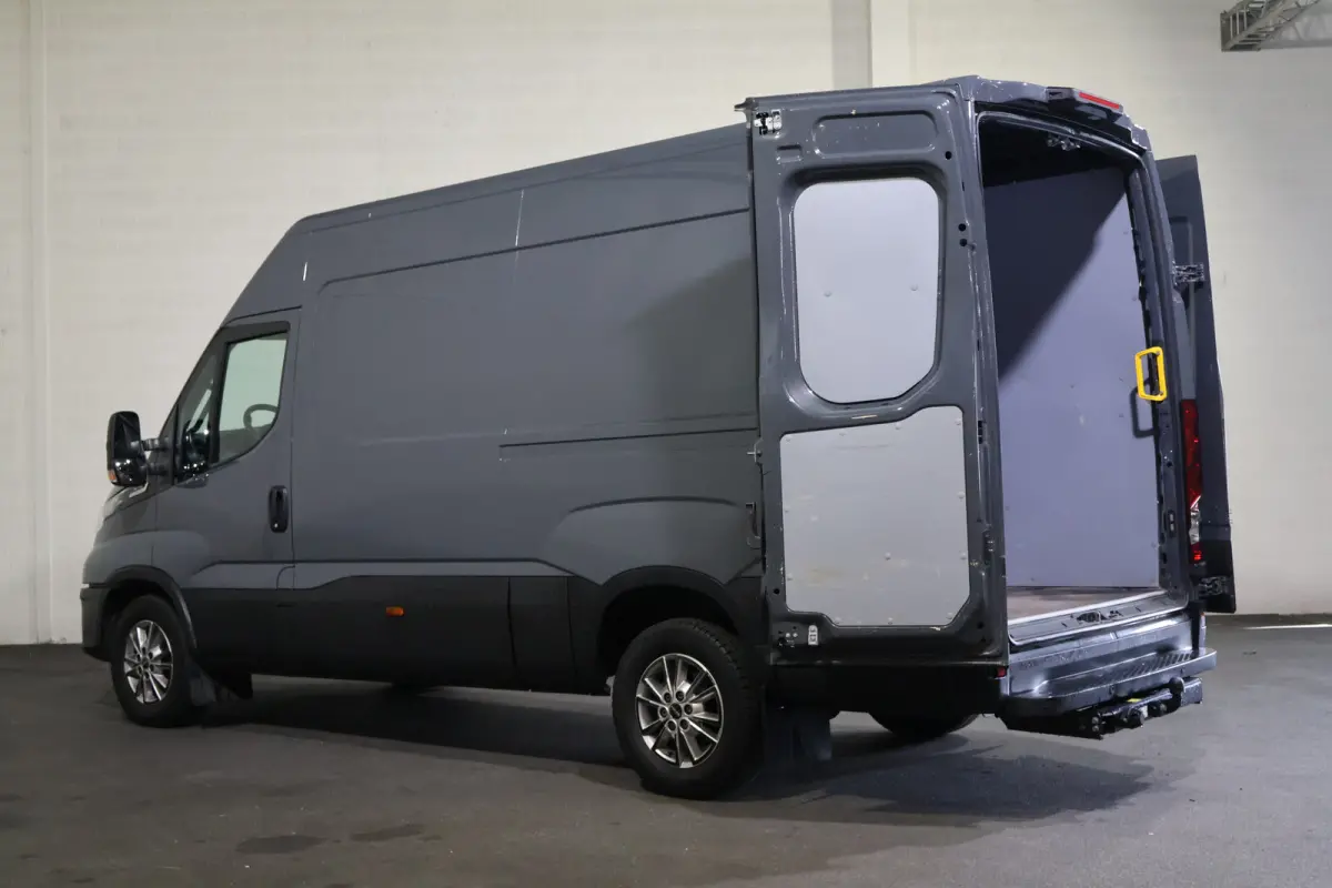 35S18 L2 H2 Automaat Airco Navigatie 3.5T Trekhaak