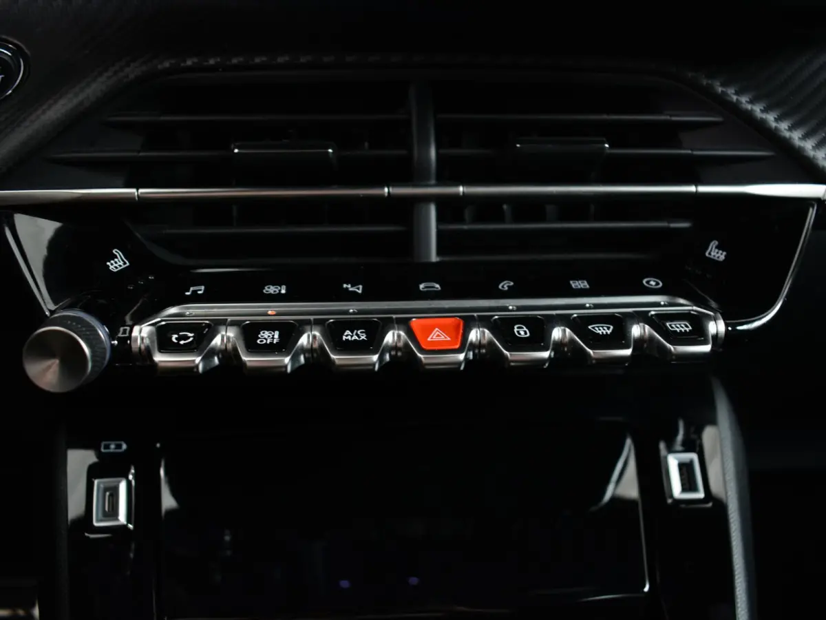 EV GT 50 kWh | Apple CarPlay / Android Auto | Keyless Entry | Parkeersensoren voor en achter |