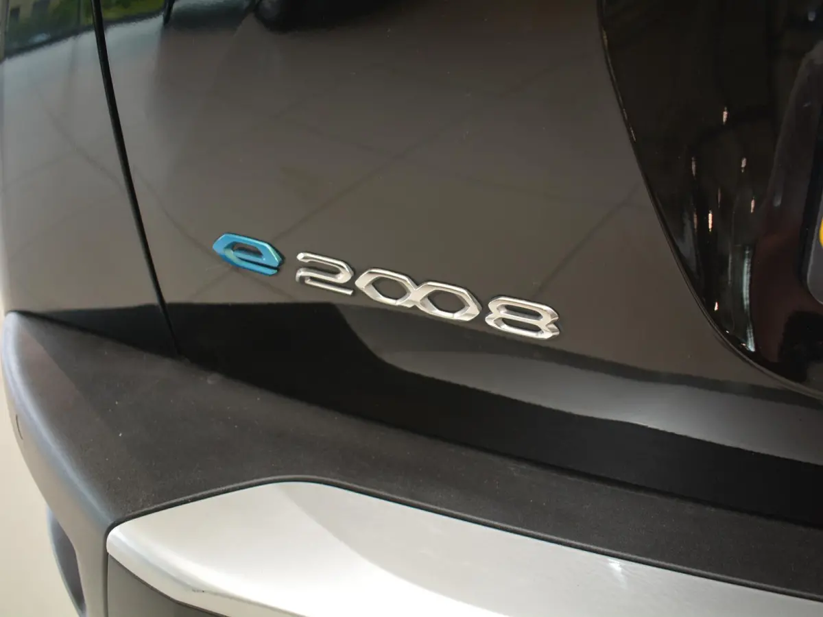 EV GT 50 kWh | Apple CarPlay / Android Auto | Keyless Entry | Parkeersensoren voor en achter |