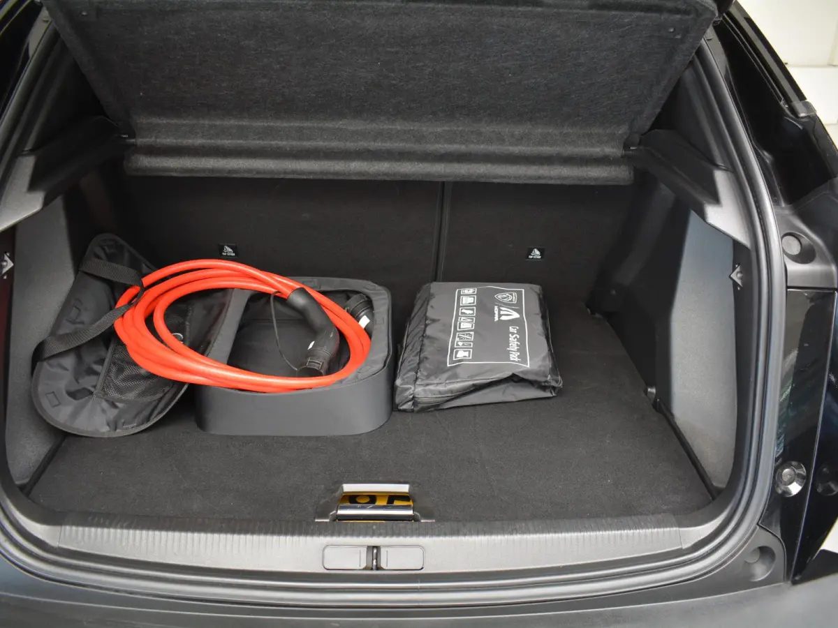 EV GT 50 kWh | Apple CarPlay / Android Auto | Keyless Entry | Parkeersensoren voor en achter |