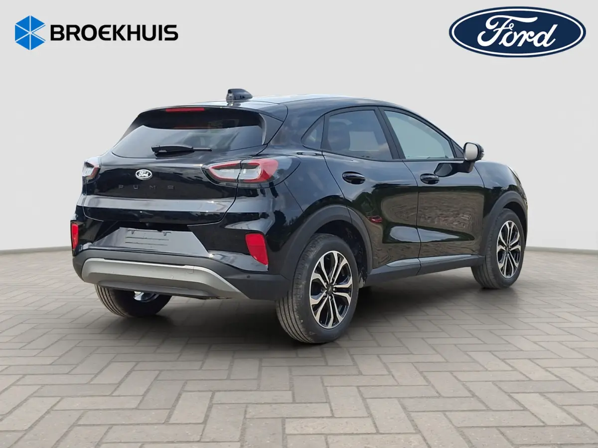Titanium | WINTER PAKKET | CAMERA | ELEKTRISCHE ACHTERKLEP | DRAADLOZE CARPLAY | Achteruitrijcamera | Agate Black Metallic | Elektrisch bedienbare achterklep