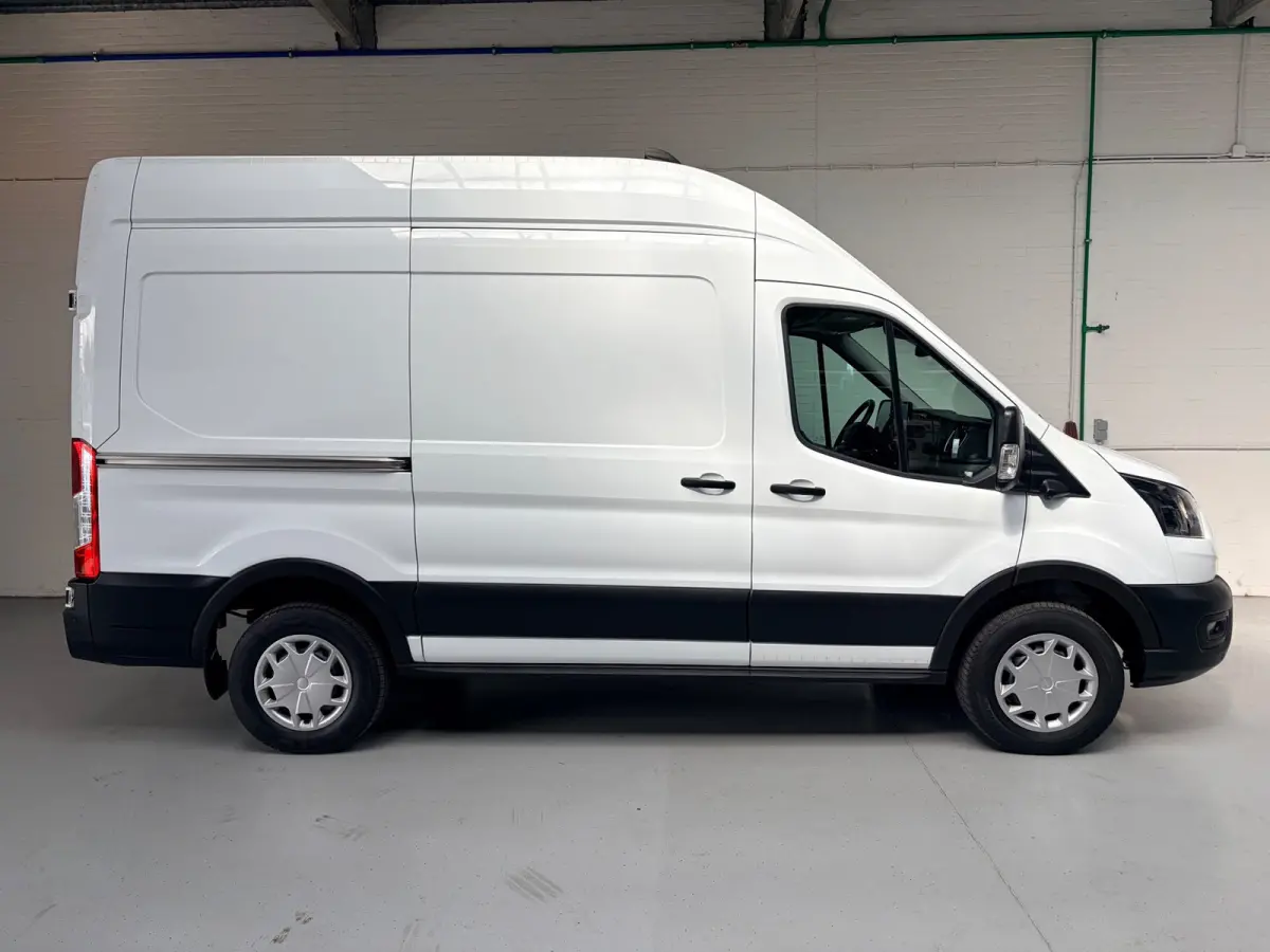 SERVICEWAGEN ELEKTRISCH AUTOMAAT 350 L2H3 Trend 68 kWh BOTT INRICHTING, V230 OMVORMER, RIJKLAARPRIJS!