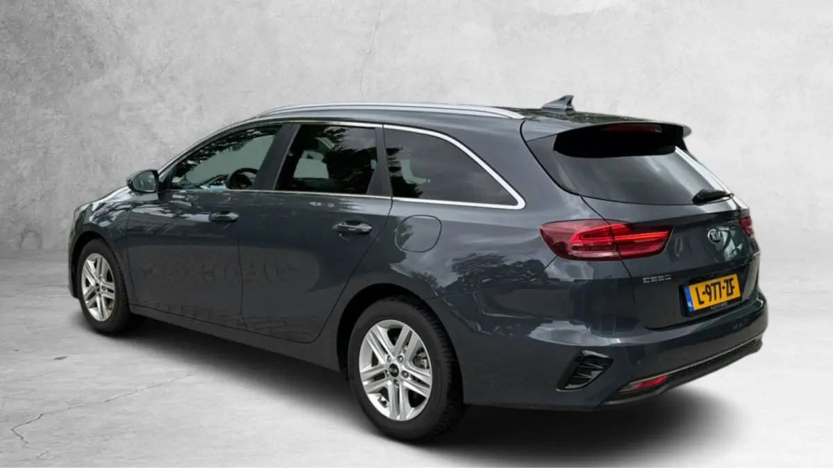 1.0 T-GDi MHEV DynamicLine (NL-auto, Goed OndH, Carplay, Camera, Navi, Stoel+Stuur Verw, Lane Assist, Etc)