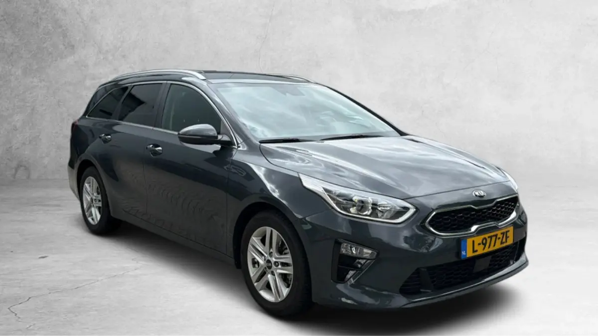 1.0 T-GDi MHEV DynamicLine (NL-auto, Goed OndH, Carplay, Camera, Navi, Stoel+Stuur Verw, Lane Assist, Etc)