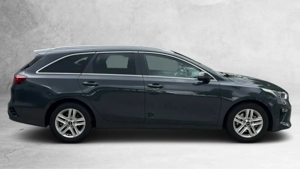 1.0 T-GDi MHEV DynamicLine (NL-auto, Goed OndH, Carplay, Camera, Navi, Stoel+Stuur Verw, Lane Assist, Etc)