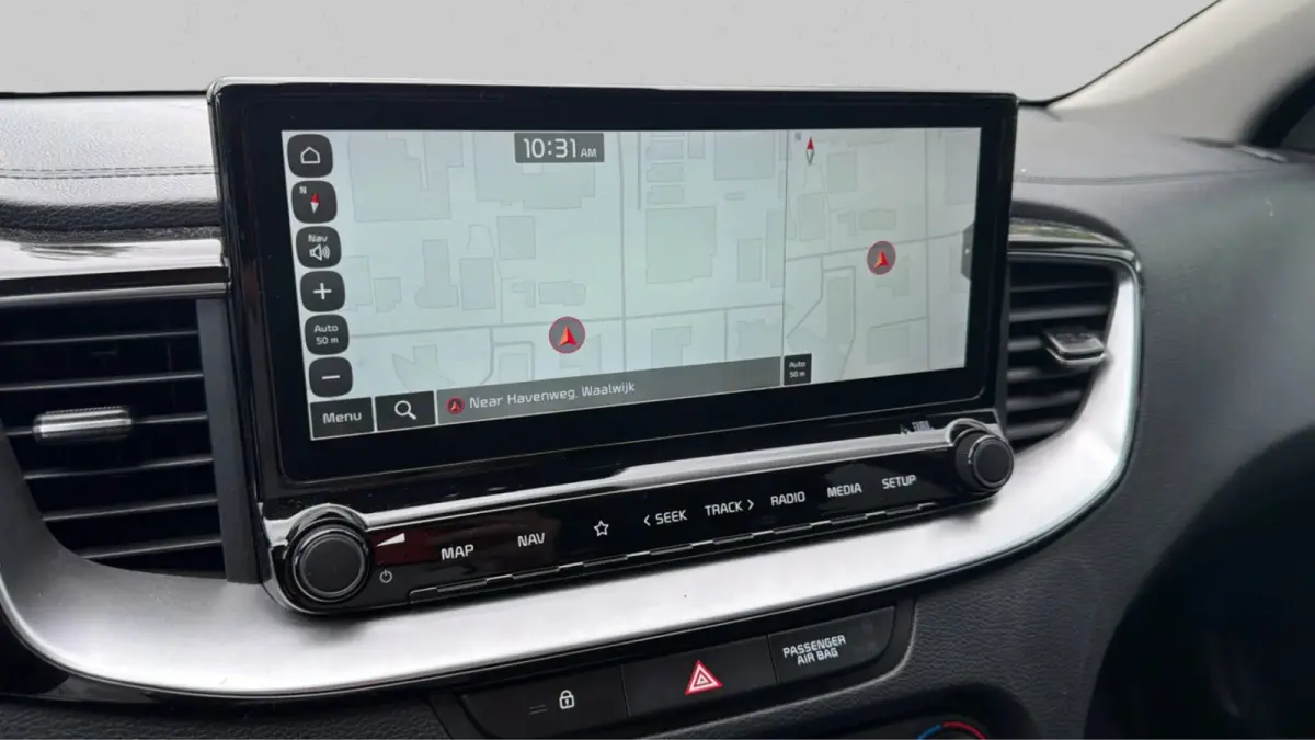 1.0 T-GDi MHEV DynamicLine (NL-auto, Goed OndH, Carplay, Camera, Navi, Stoel+Stuur Verw, Lane Assist, Etc)
