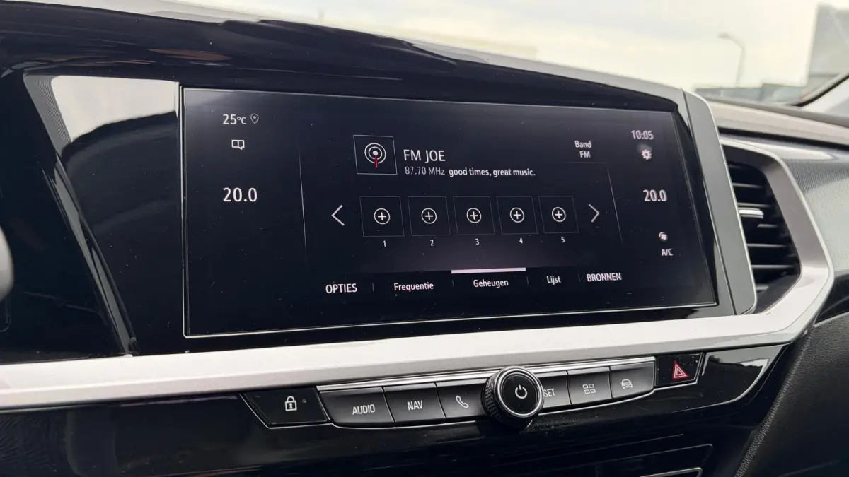 1.2 TURBO 130PK LEVEL 4 ULTIMATE AUTOMAAT / NAVI / LEDER / CLIMA / LED / PDC / AGR / 19" LMV / KEYLESS / 360 CAMERA / ALCANTARA / BLUETOOTH / CRUISECONTROL / NIEUWSTAAT !!