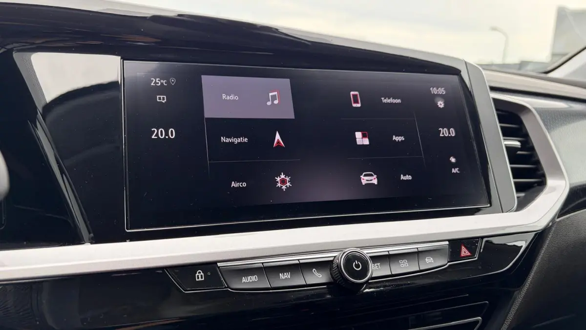 1.2 TURBO 130PK LEVEL 4 ULTIMATE AUTOMAAT / NAVI / LEDER / CLIMA / LED / PDC / AGR / 19" LMV / KEYLESS / 360 CAMERA / ALCANTARA / BLUETOOTH / CRUISECONTROL / NIEUWSTAAT !!
