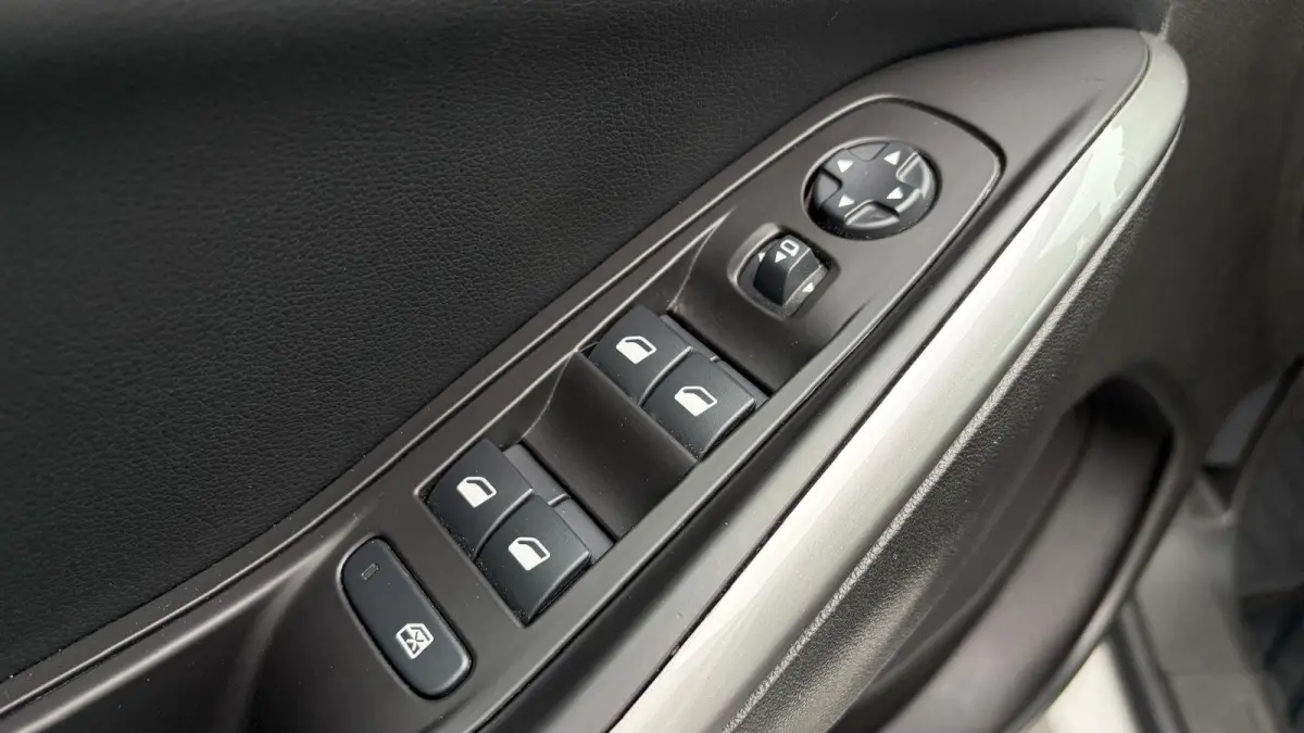 1.2 TURBO 130PK LEVEL 4 ULTIMATE AUTOMAAT / NAVI / LEDER / CLIMA / LED / PDC / AGR / 19" LMV / KEYLESS / 360 CAMERA / ALCANTARA / BLUETOOTH / CRUISECONTROL / NIEUWSTAAT !!