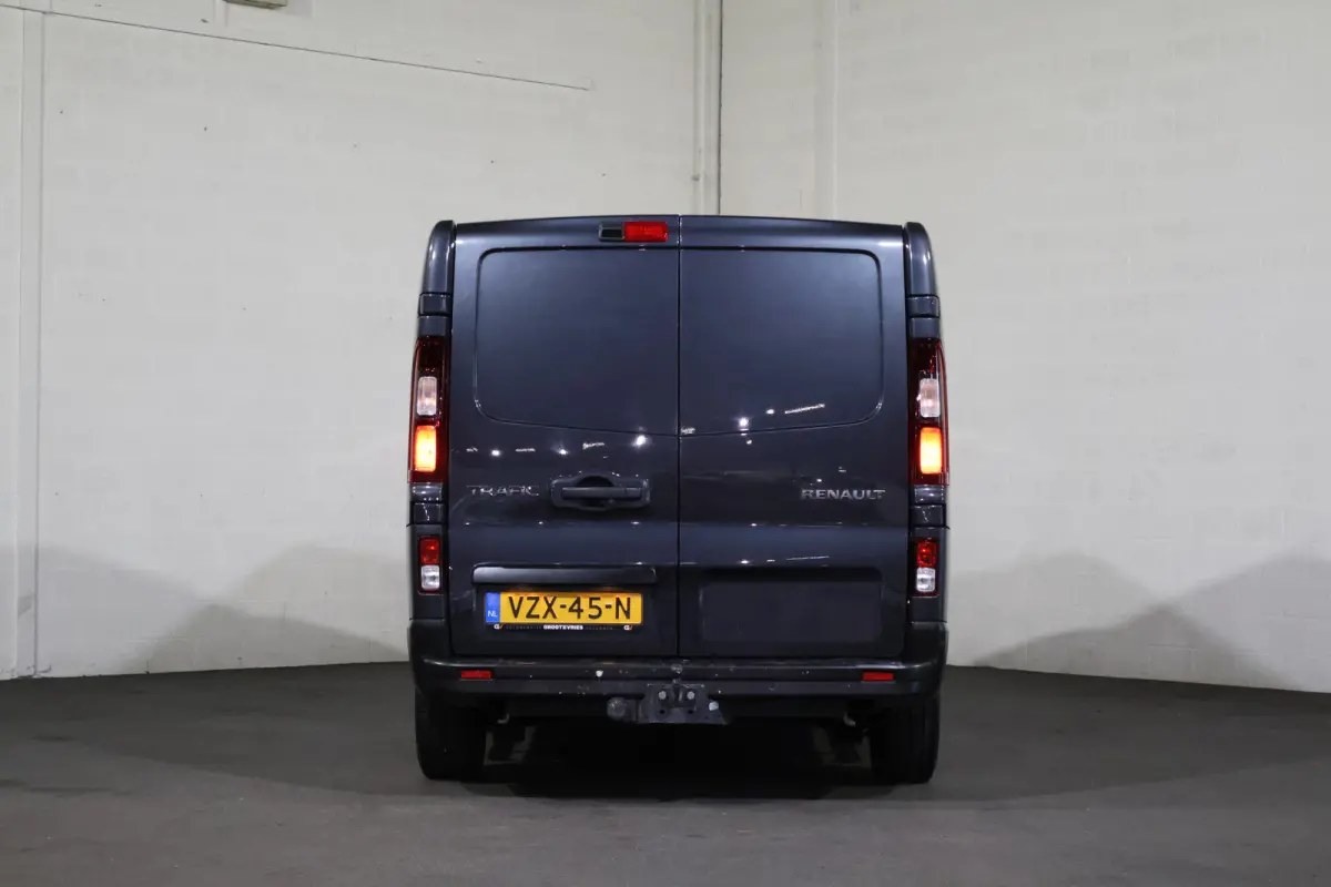 2.0 dCi 150pk L2 H1 Work Edition Automaat