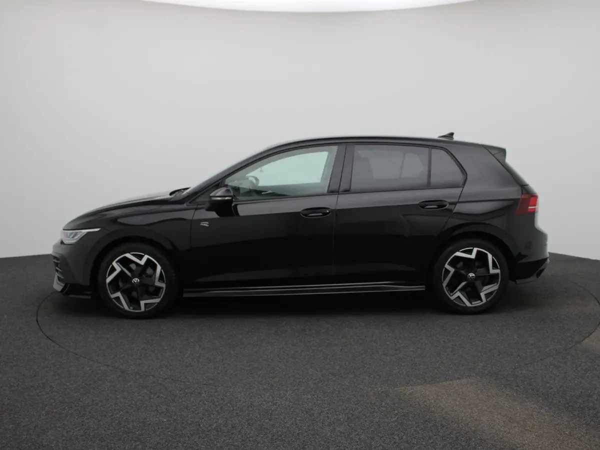 1.5 eTSI R-Line 150 PK | Automaat | Climate Control | Stoelverwarming | Stuurverwarming | Adaptive Cruise Control | Lane Assist | Achteruitrijcamera | All Season banden |
