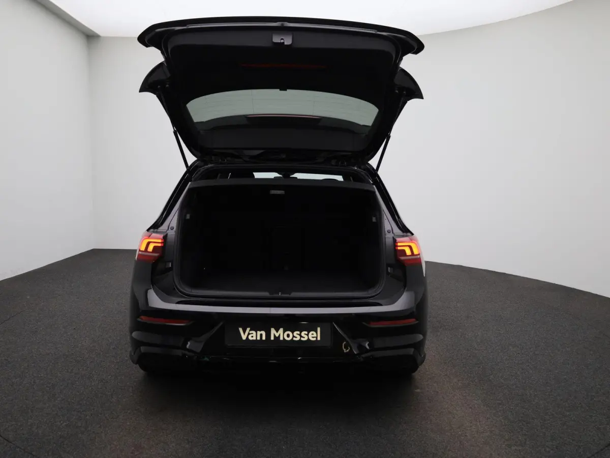 1.5 eTSI R-Line 150 PK | Automaat | Climate Control | Stoelverwarming | Stuurverwarming | Adaptive Cruise Control | Lane Assist | Achteruitrijcamera | All Season banden |