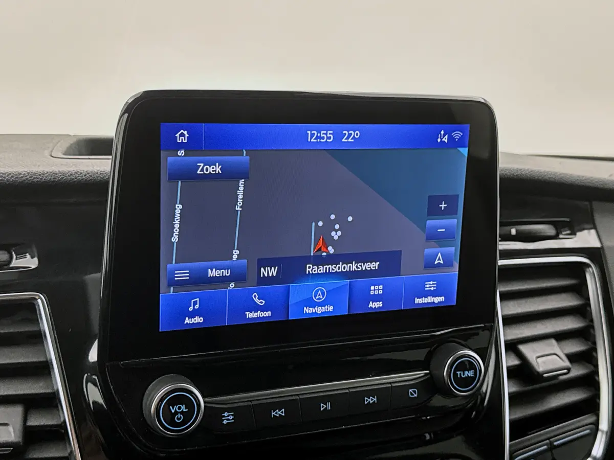 300 2.0 TDCI L2H1 Limited DC 170pk Navigatie Leder Dubbele cabine Trekhaak Camera