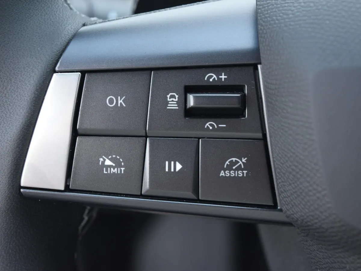 58 kWh Business Edition | AGR COMFORTSTOELEN | CLIMATE CONTROL | NAVI PRO | ADAPTVE CRUISE CONTROL | 18" LM VELGEN |