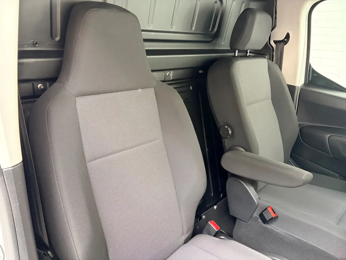 1.5D 100pk euro6 L2H1 Edition, Airco, Groot Navigatie, Nederlandse bus! 1ste Eigenaar! RIJKLAARPRIJS!