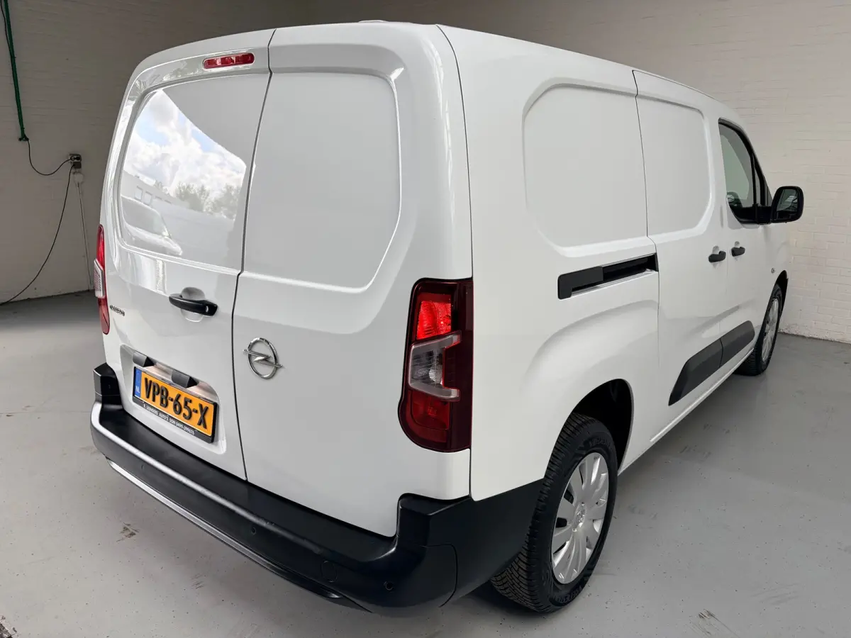1.5D 100pk euro6 L2H1 Edition, Airco, Groot Navigatie, Nederlandse bus! 1ste Eigenaar! RIJKLAARPRIJS!
