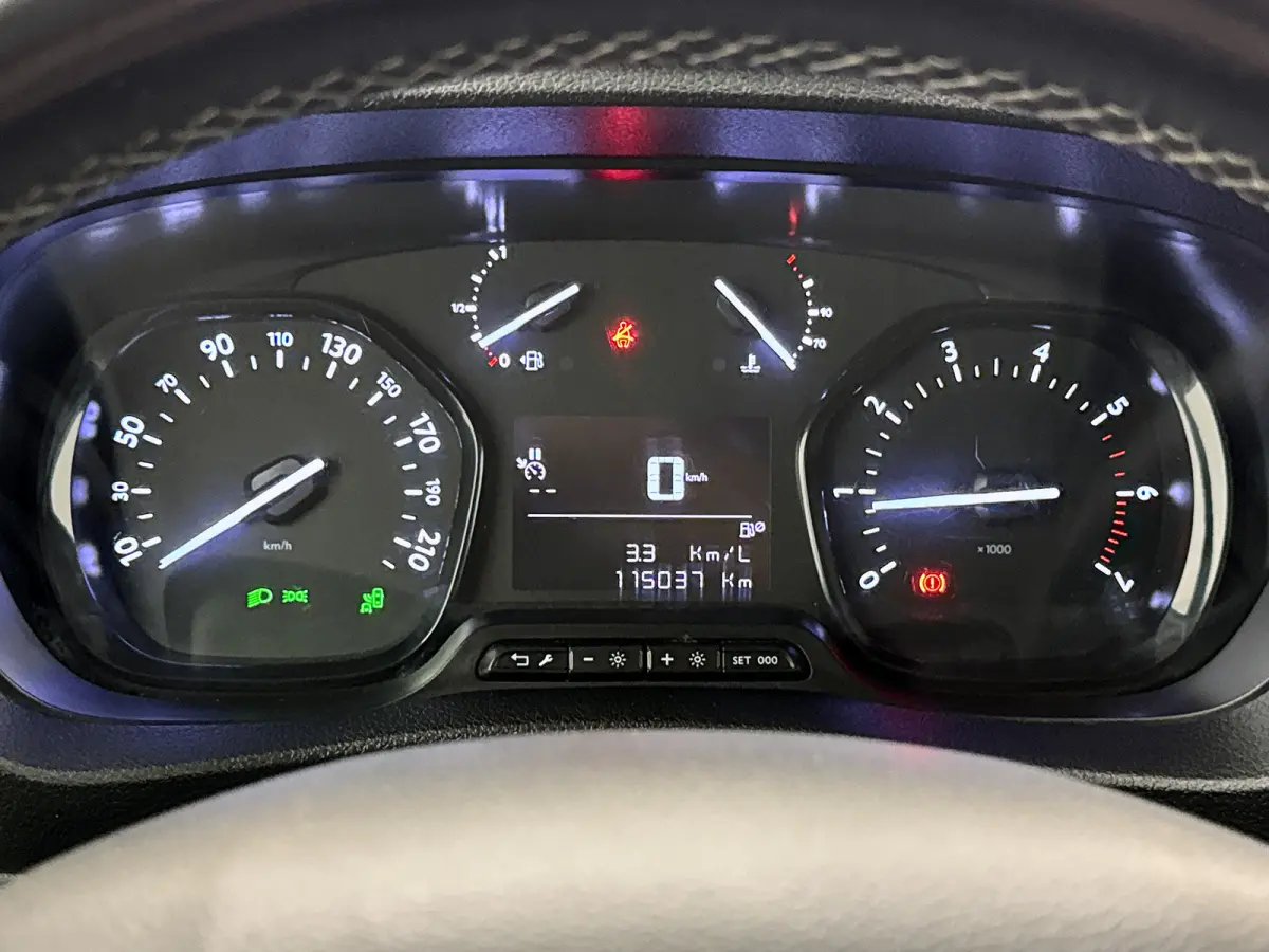 2.0 BlueHDI 122 Long Premium Navigatie Camera Trekhaak Stoelverwarming Climate control