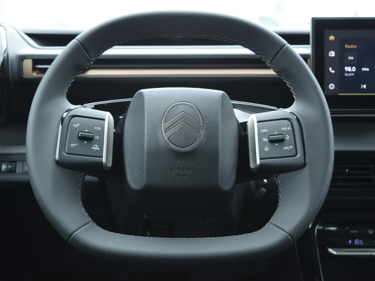 1.2 Hybrid 145pk Plus | 7 STOELEN | PARKEERSENSOREN MET CAMERA | CLIMATE CONTROL | WIT DAK | CARPLAY |