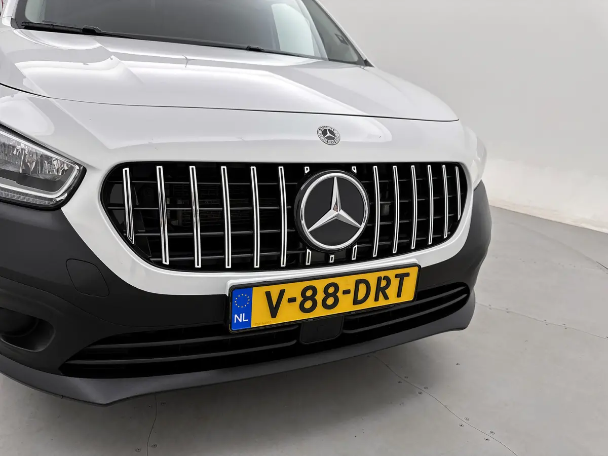 110 CDI L1 Pro Camera Trekhaak Automaat Carplay Stoelverwarming