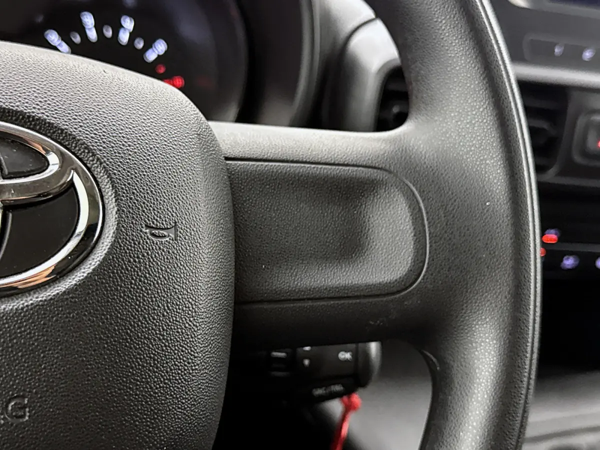 1.5 D-4D Cool Comfort Airco Betimmering Cruise control
