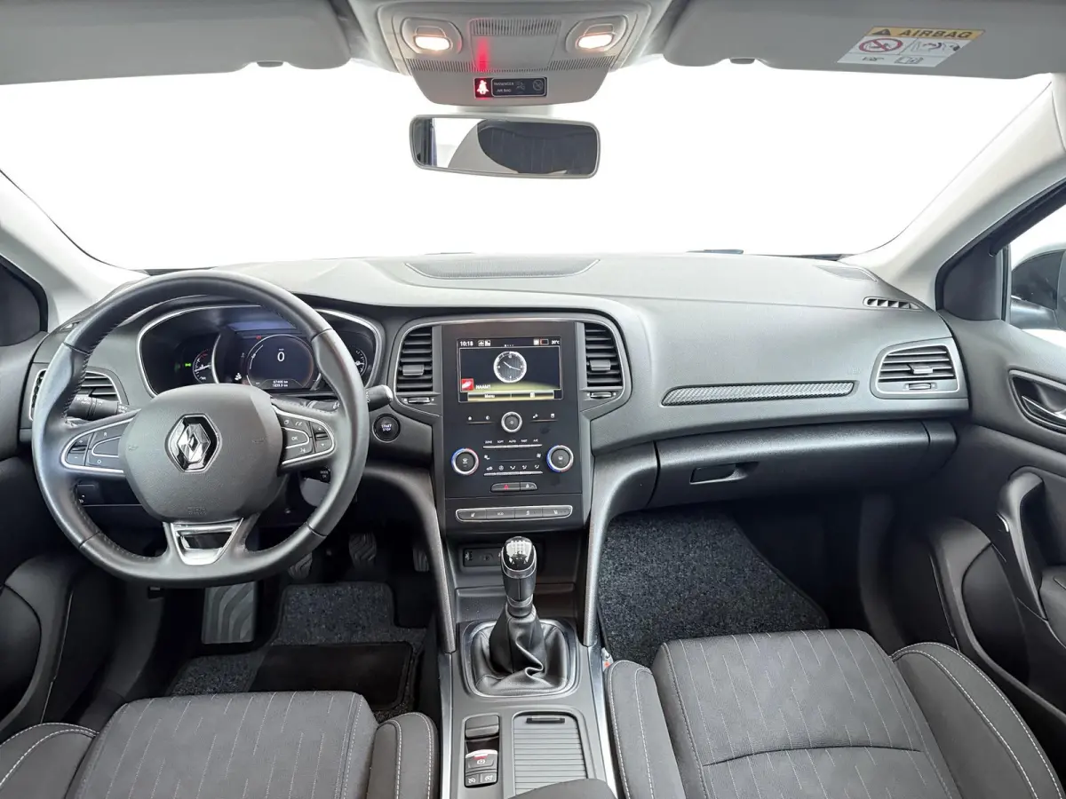 TCe 115 GPF Limited | Apple CarPlay | Stoelverwarming | Navigatie |