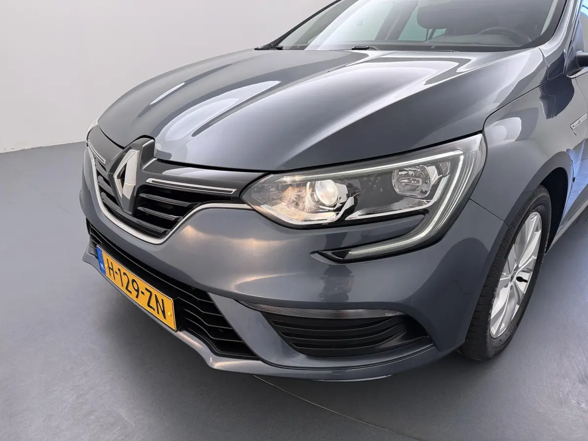 TCe 115 GPF Limited | Apple CarPlay | Stoelverwarming | Navigatie |