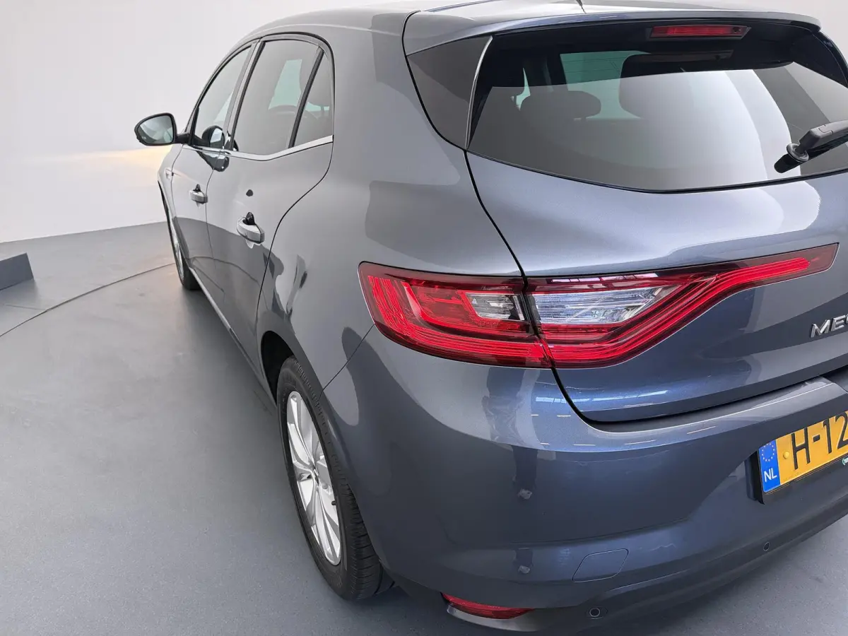 TCe 115 GPF Limited | Apple CarPlay | Stoelverwarming | Navigatie |