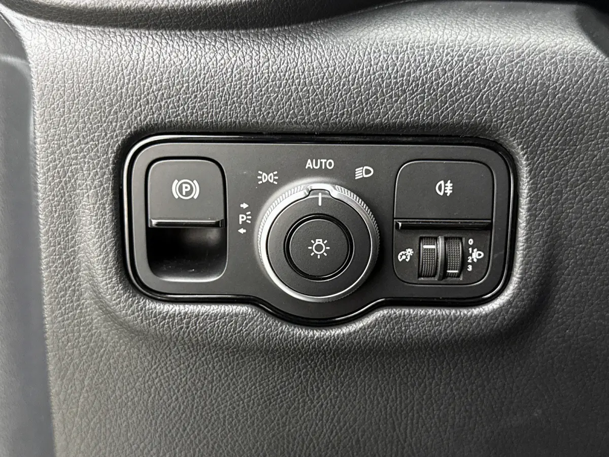 112 L2 60 kWh Camera 266km actieradius Facelift Betimmering Mercedes-Certified