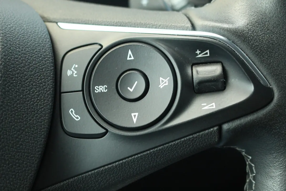 1.6 Turbo Plug-In Hybrid Business Elegance | Adaptive | Stoel & Stuur Verw. | 360 Cam | Drive Assist | DAB | Navi | | Adaptive | Stoel & Stuur Verw. | 360 Cam | Drive Assist | DAB | Navi |