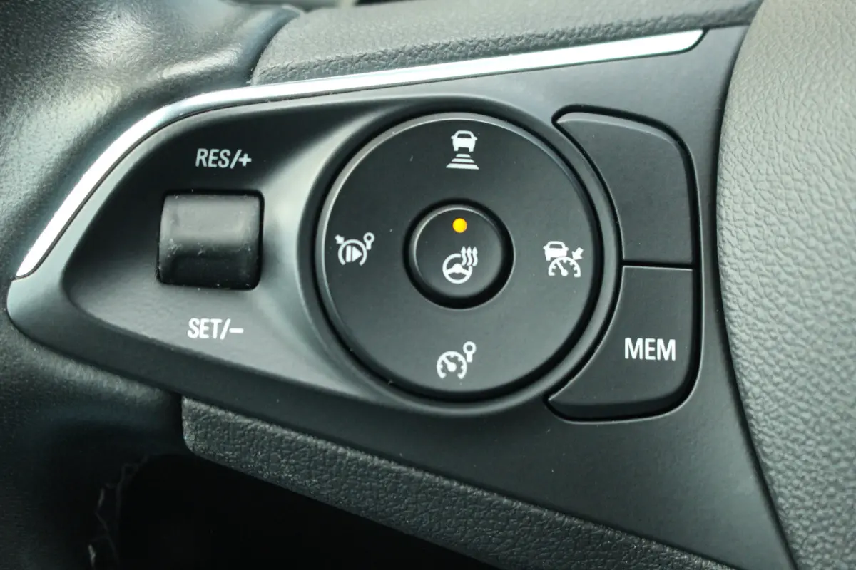 1.6 Turbo Plug-In Hybrid Business Elegance | Adaptive | Stoel & Stuur Verw. | 360 Cam | Drive Assist | DAB | Navi | | Adaptive | Stoel & Stuur Verw. | 360 Cam | Drive Assist | DAB | Navi |