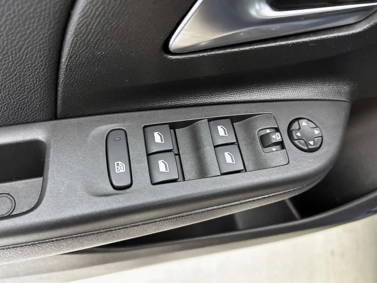 100pk Elegance | 1ste eigenaar | Camera | Climate | Keyless | Navigatie | AUTOMAAT | LED lampen
