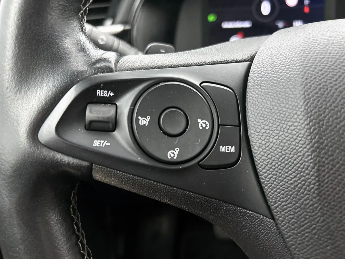 100pk Elegance | 1ste eigenaar | Camera | Climate | Keyless | Navigatie | AUTOMAAT | LED lampen