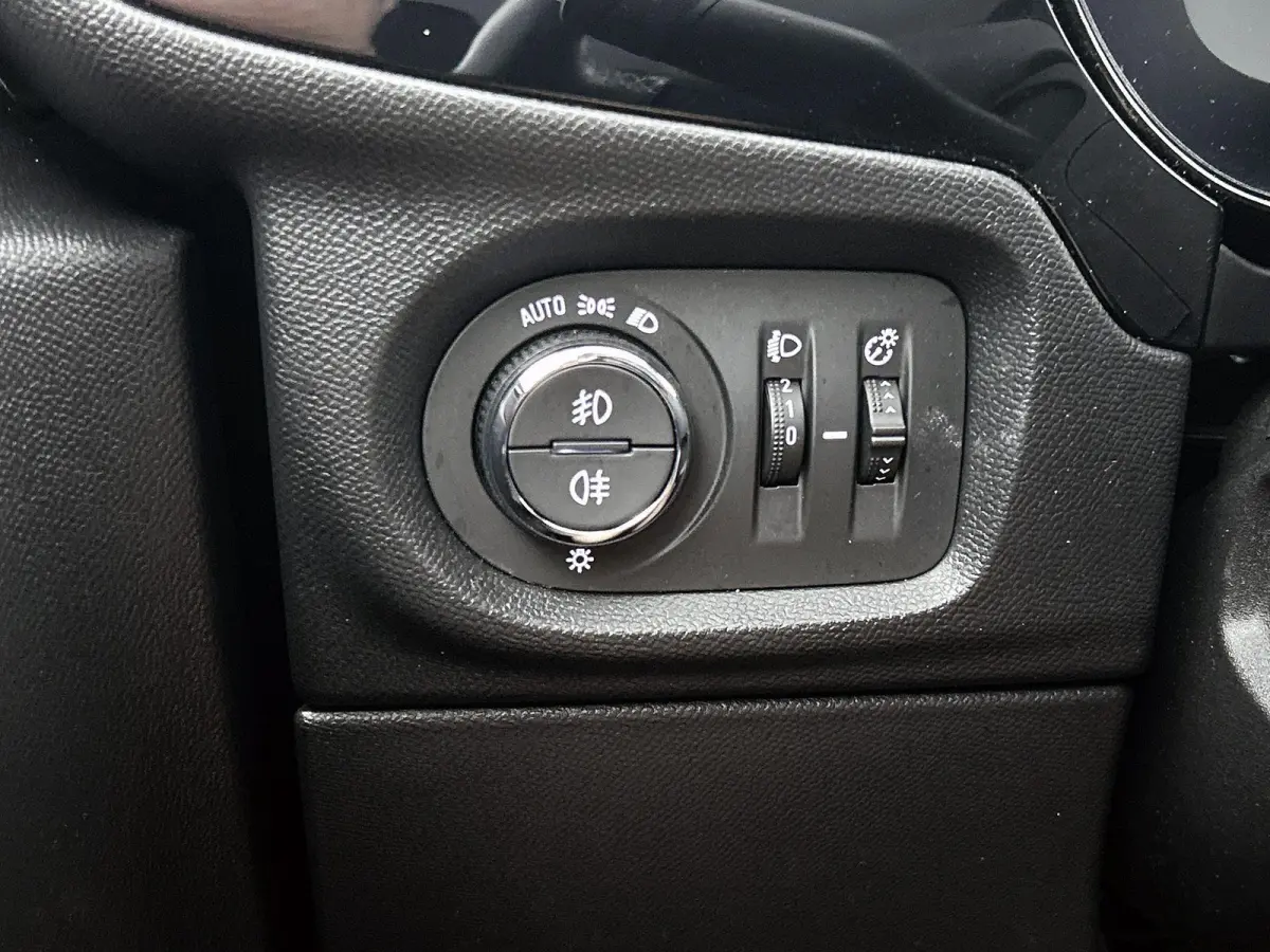 100pk Elegance | 1ste eigenaar | Camera | Climate | Keyless | Navigatie | AUTOMAAT | LED lampen