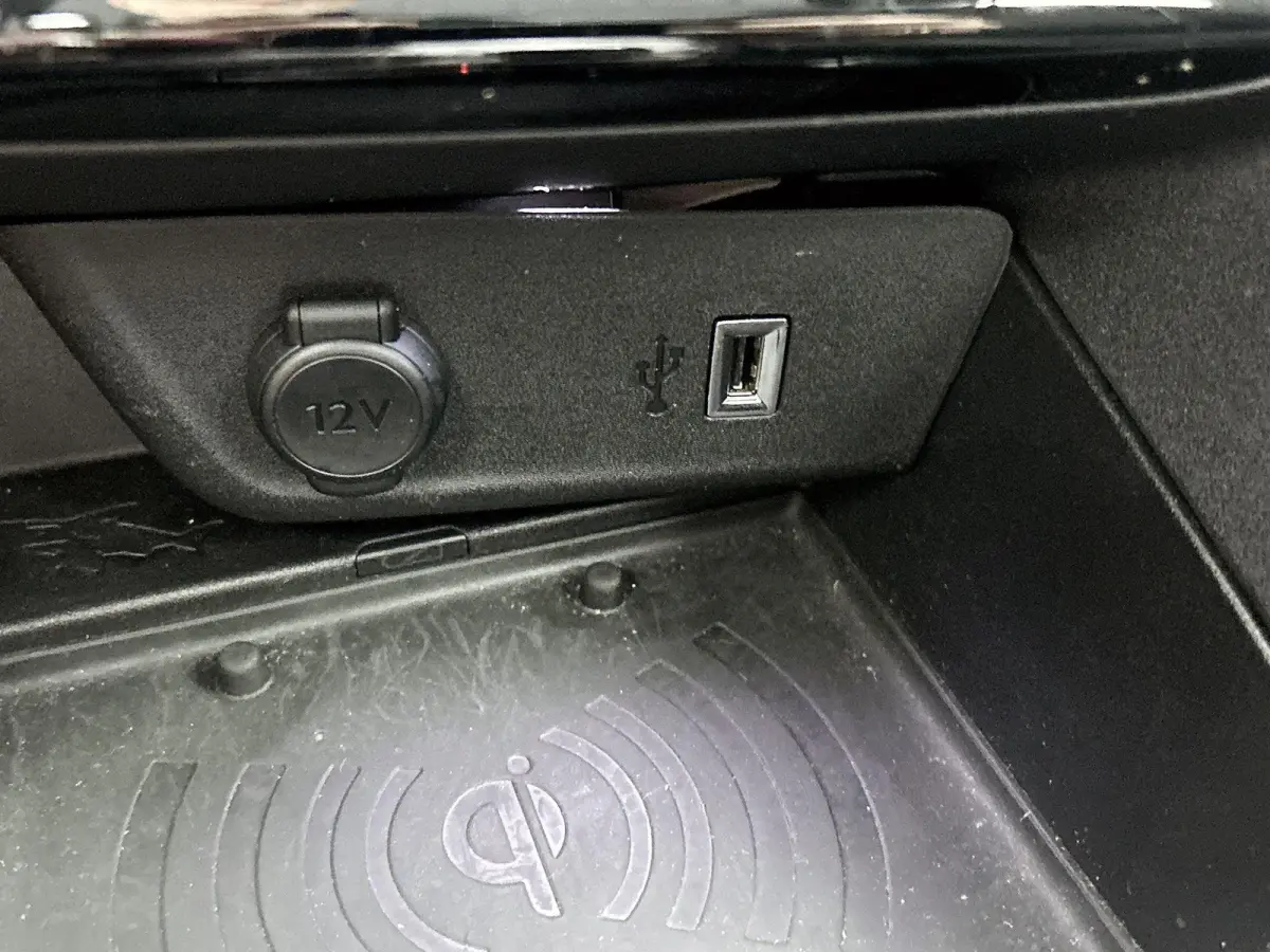 100pk Elegance | 1ste eigenaar | Camera | Climate | Keyless | Navigatie | AUTOMAAT | LED lampen