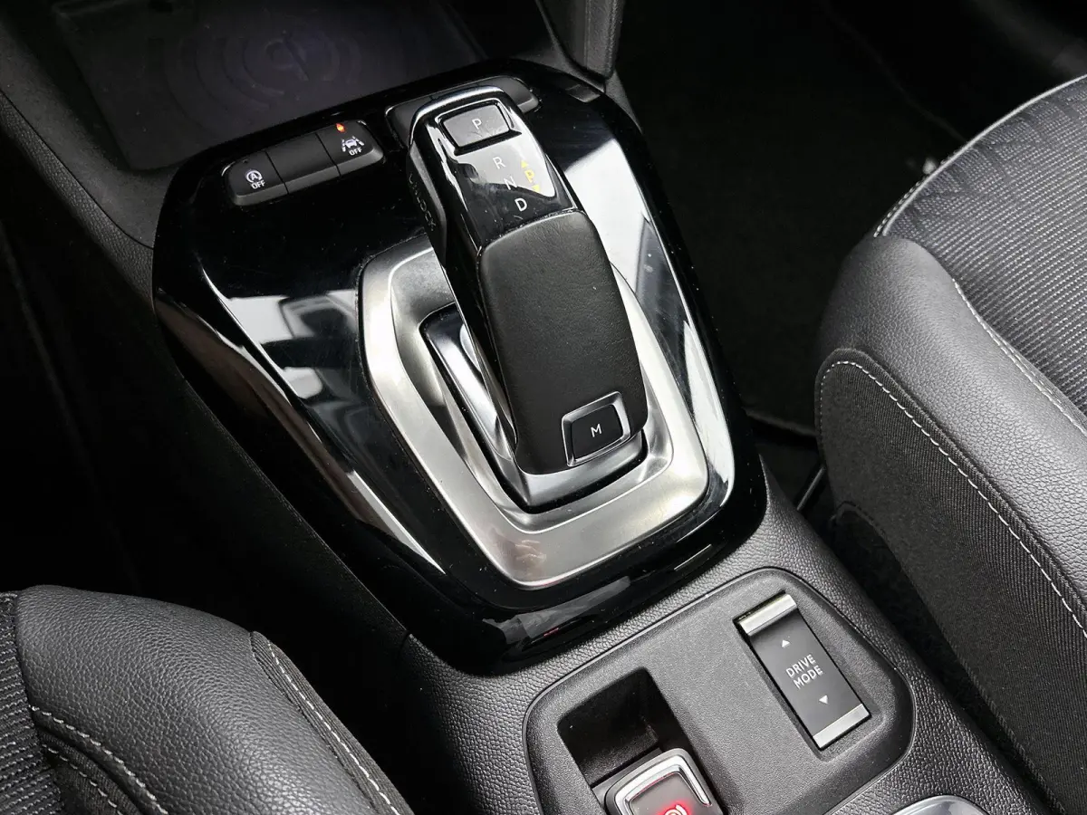 100pk Elegance | 1ste eigenaar | Camera | Climate | Keyless | Navigatie | AUTOMAAT | LED lampen