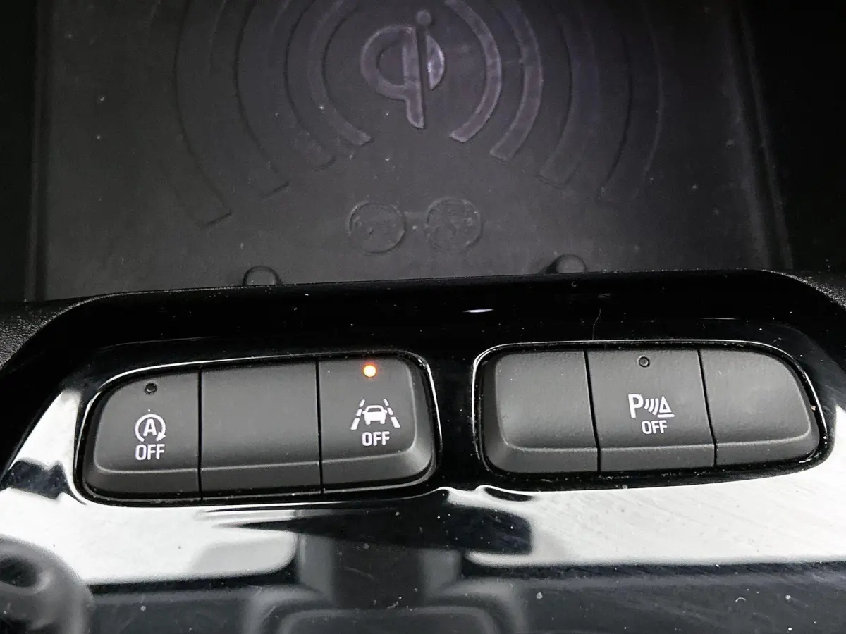100pk Elegance | 1ste eigenaar | Camera | Climate | Keyless | Navigatie | AUTOMAAT | LED lampen