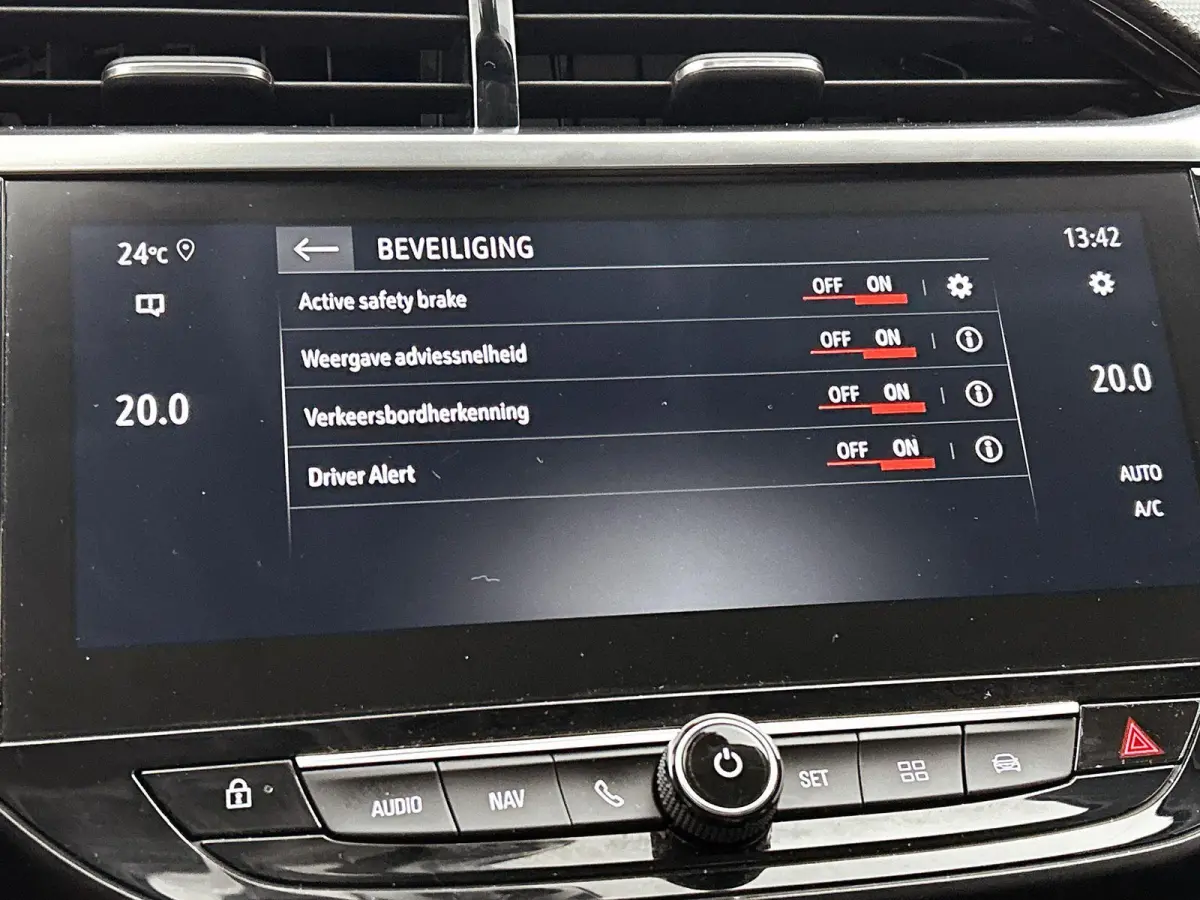 100pk Elegance | 1ste eigenaar | Camera | Climate | Keyless | Navigatie | AUTOMAAT | LED lampen