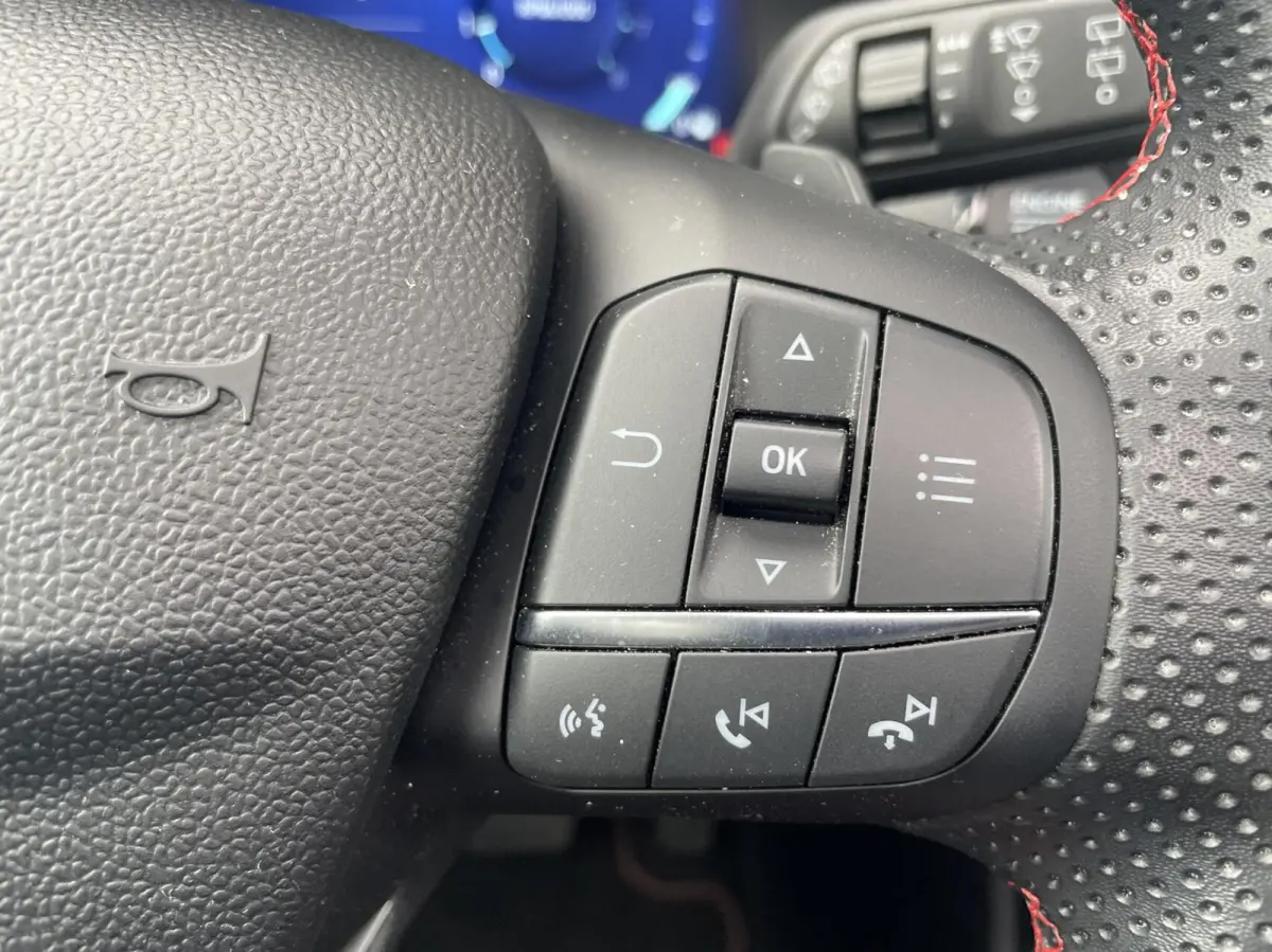 1.0 EcoBoost ST-X 155PK|Aut|Pano|B&O|Camera|Carplay