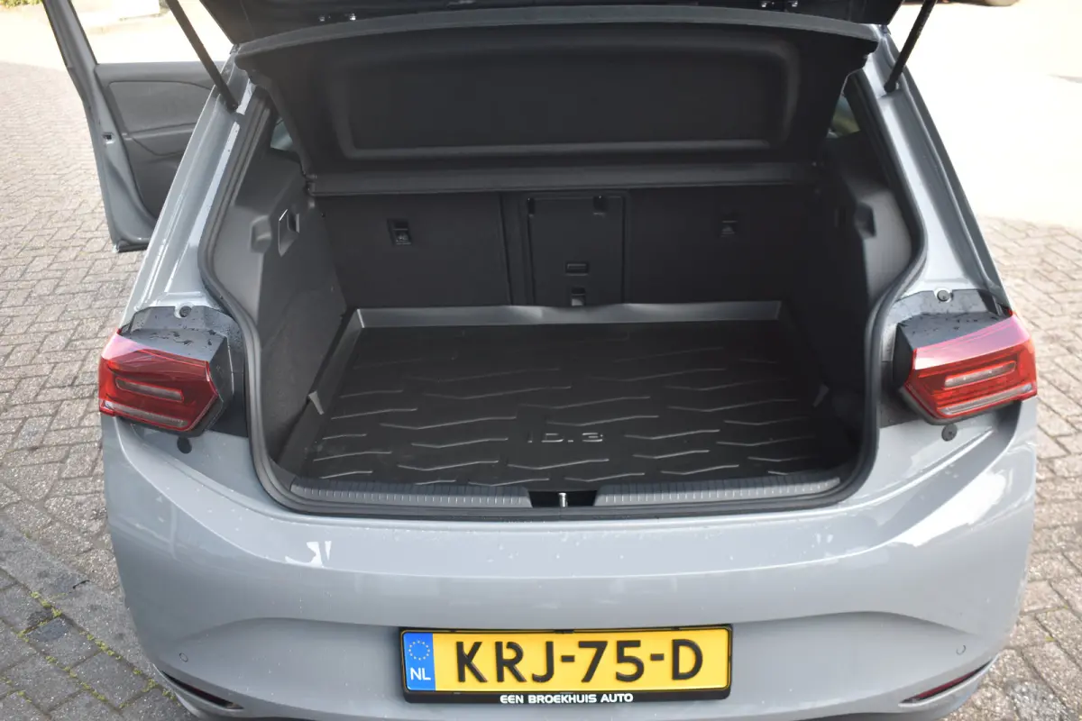 Style | Navigatie | Memory functie | Glazen Dak | IQ Light | Steunhaak | Harman Kardon