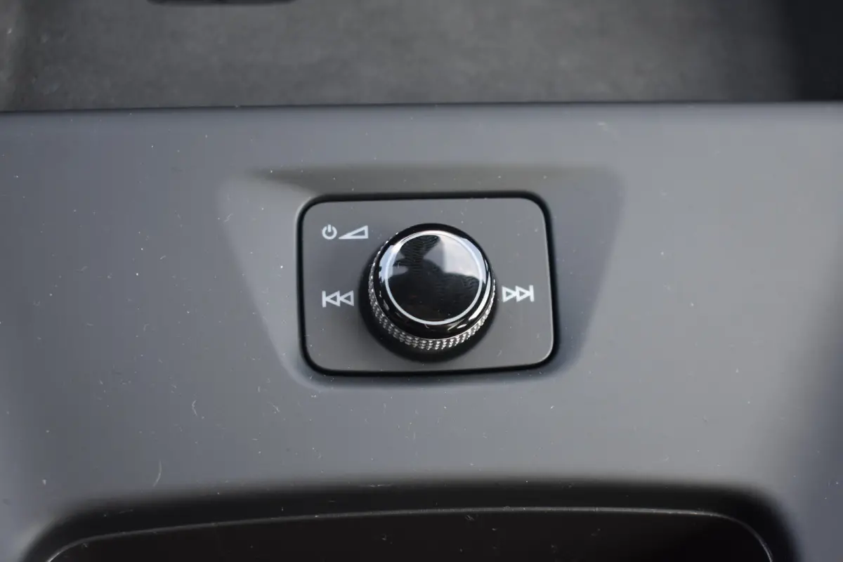 Style | Navigatie | Memory functie | Glazen Dak | IQ Light | Steunhaak | Harman Kardon